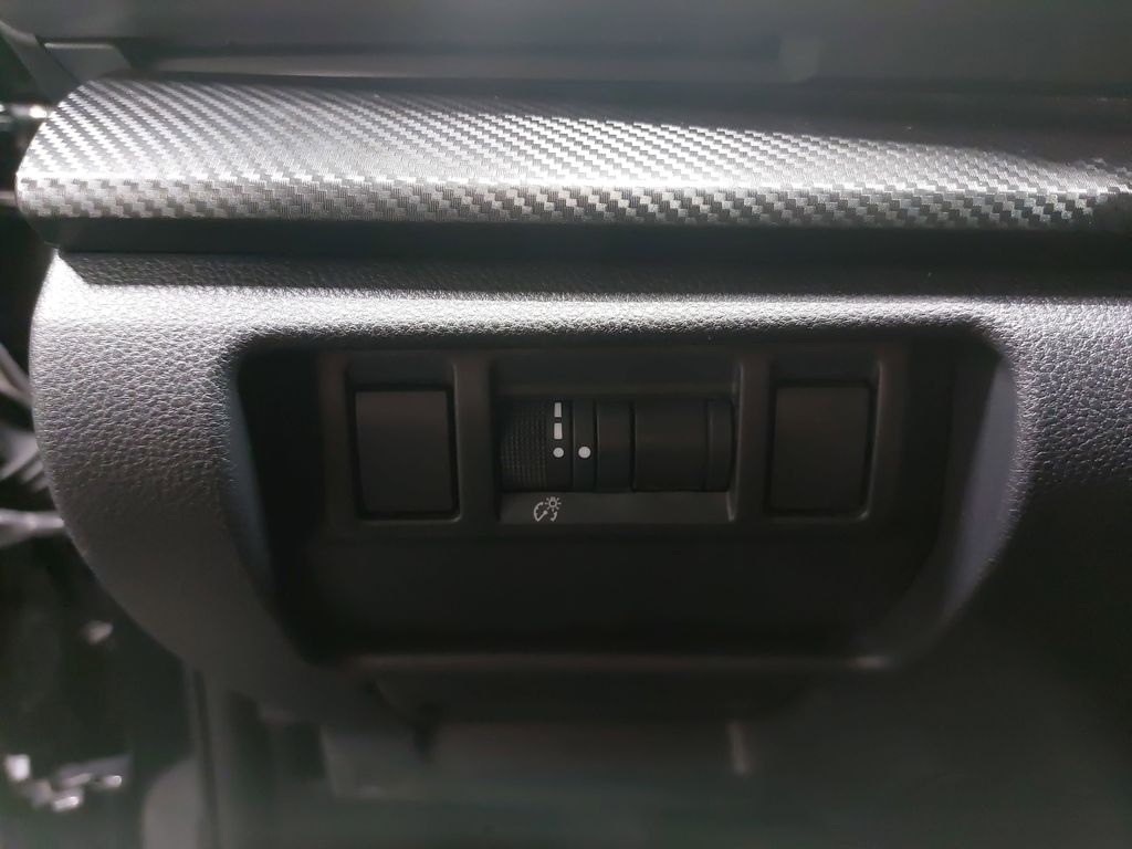 2024 SUBARU CROSSTREK - Image 25