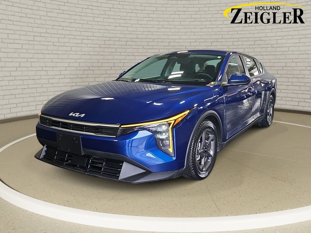 Used 2025 Kia K4 LXS Sedan