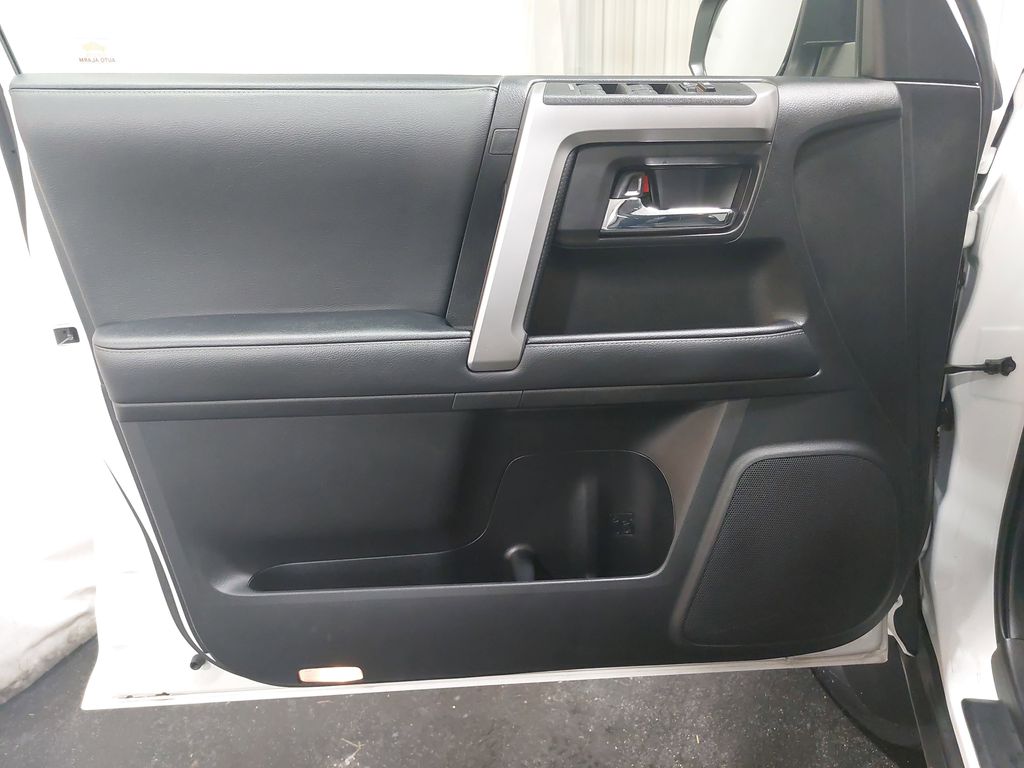 2021 TOYOTA 4RUNNER - Image 29