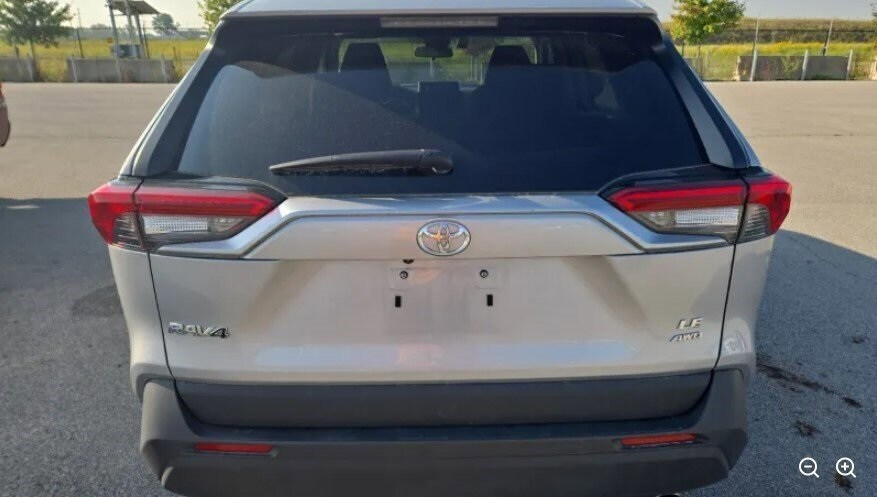 2024 Toyota RAV4 LE photo 3