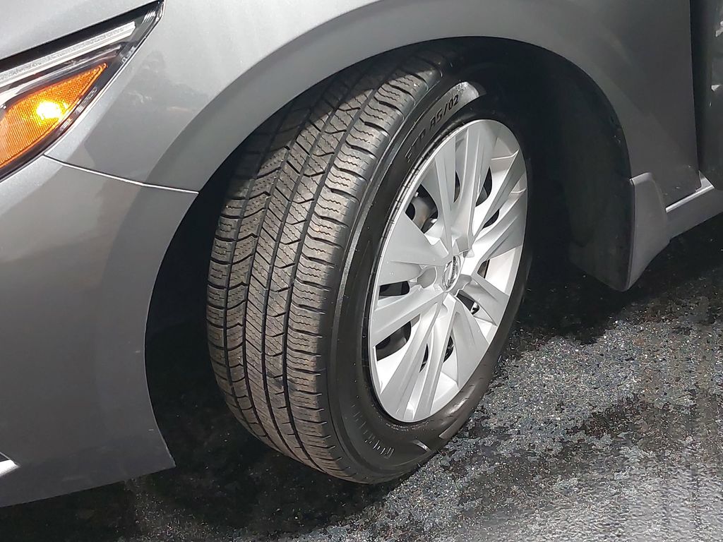 2022 NISSAN SENTRA - Image 31