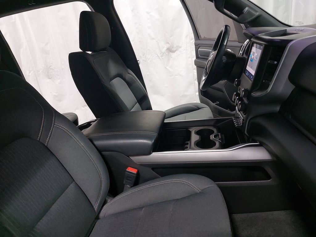 2022 RAM 1500 - Image 10