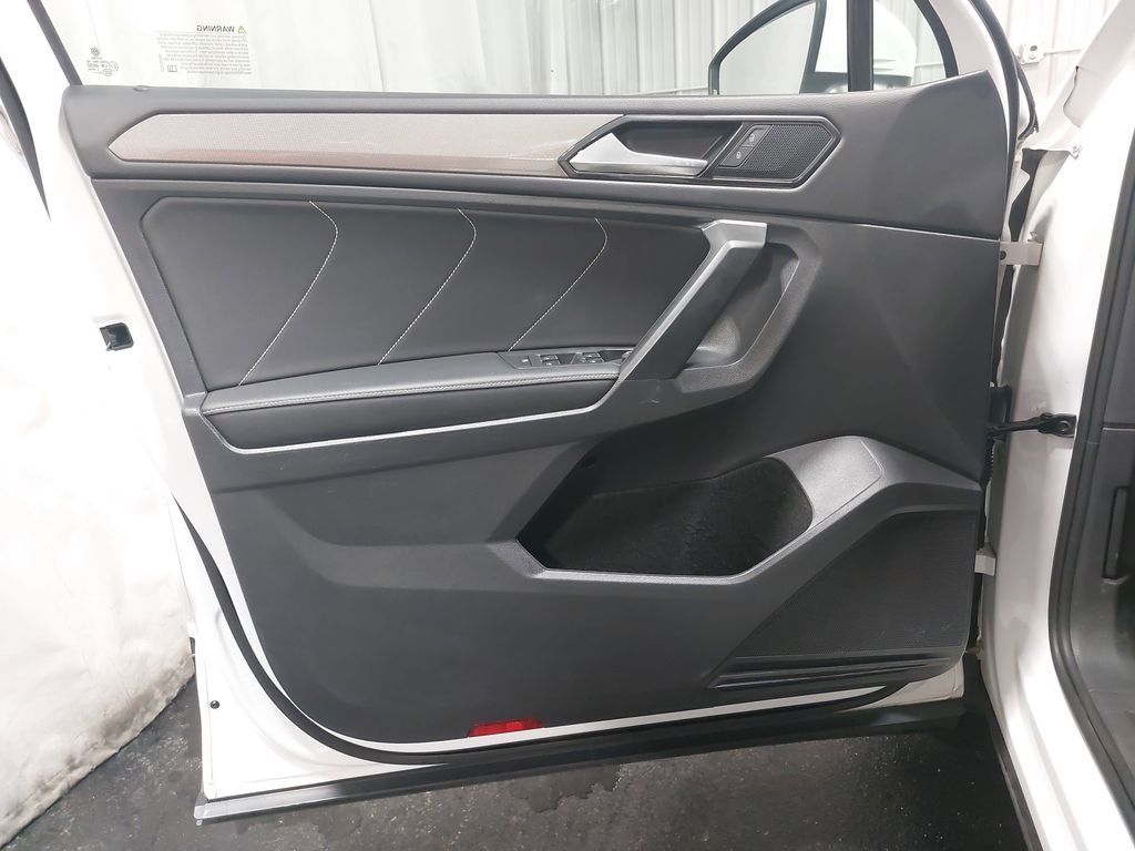 2022 VOLKSWAGEN TIGUAN - Image 26