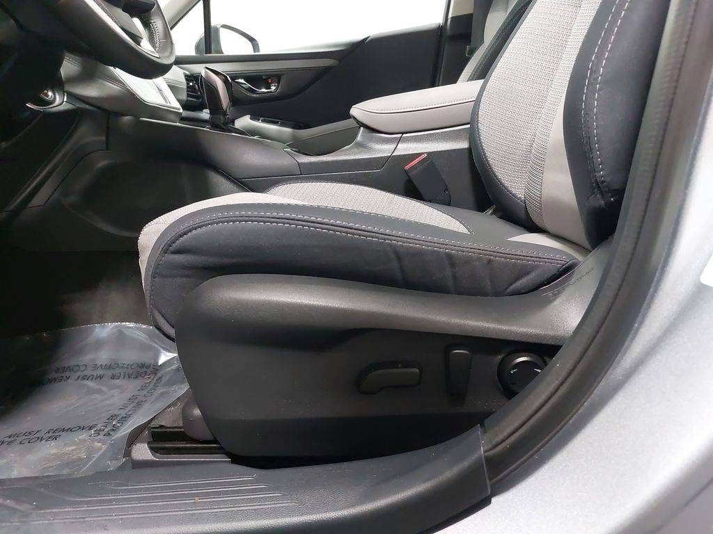 2025 SUBARU OUTBACK - Image 30