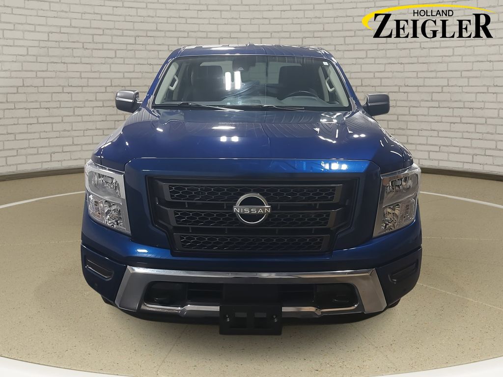 2024 NISSAN TITAN - Image 2