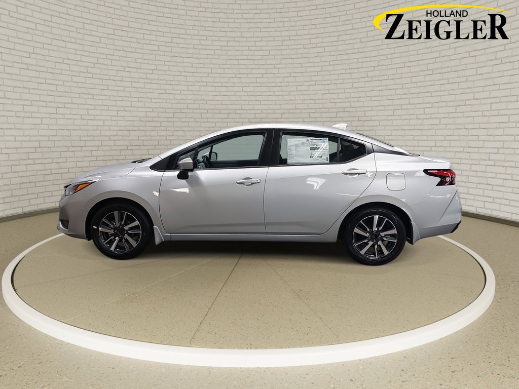 2025 Nissan Versa Sedan SV - Photo 8