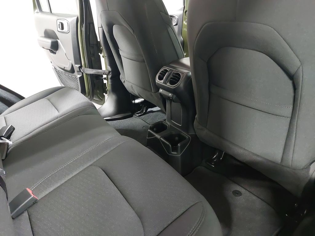 2021 JEEP WRANGLER - Image 11