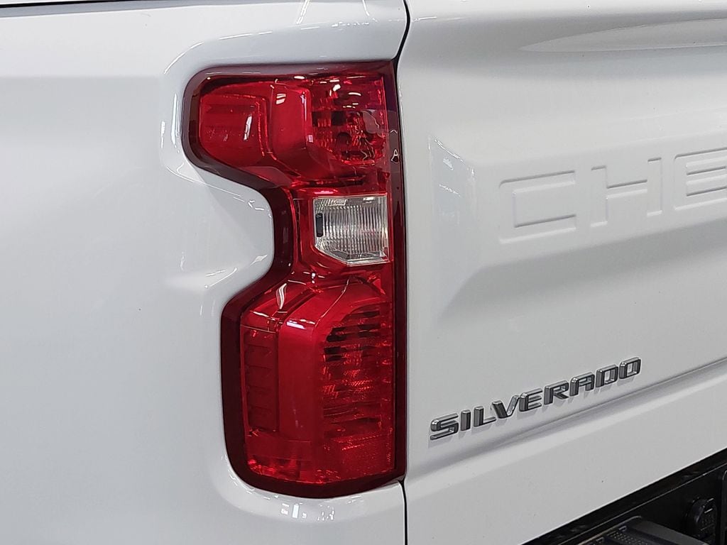 2021 CHEVROLET SILVERADO - Image 36