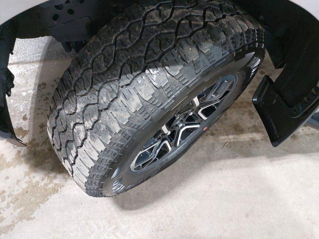 2023 FORD F-150 - Image 32