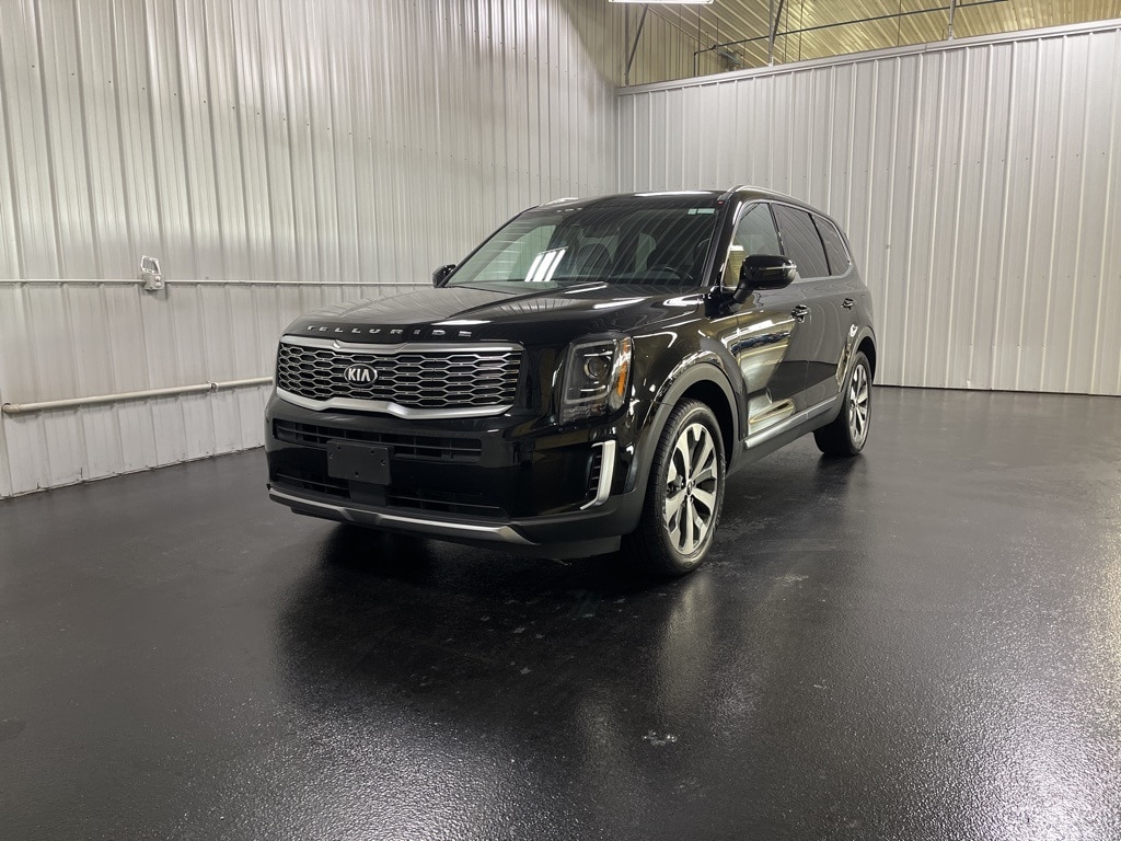 Used 2020 Kia Telluride EX with VIN 5XYP3DHC8LG054978 for sale in Holland, MI