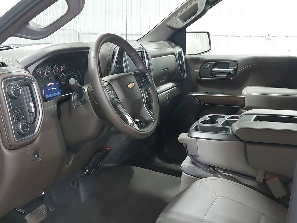 2021 CHEVROLET SILVERADO - Image 17