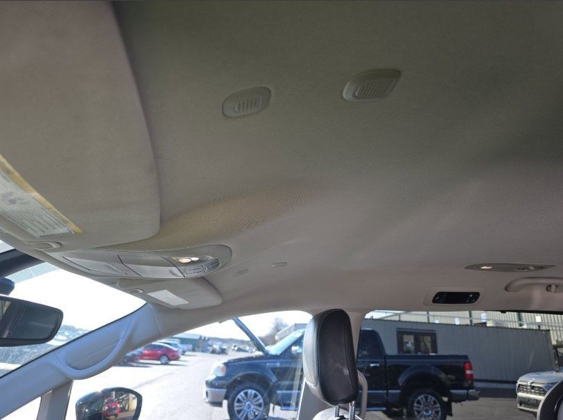 2024 CHRYSLER PACIFICA - Image 11