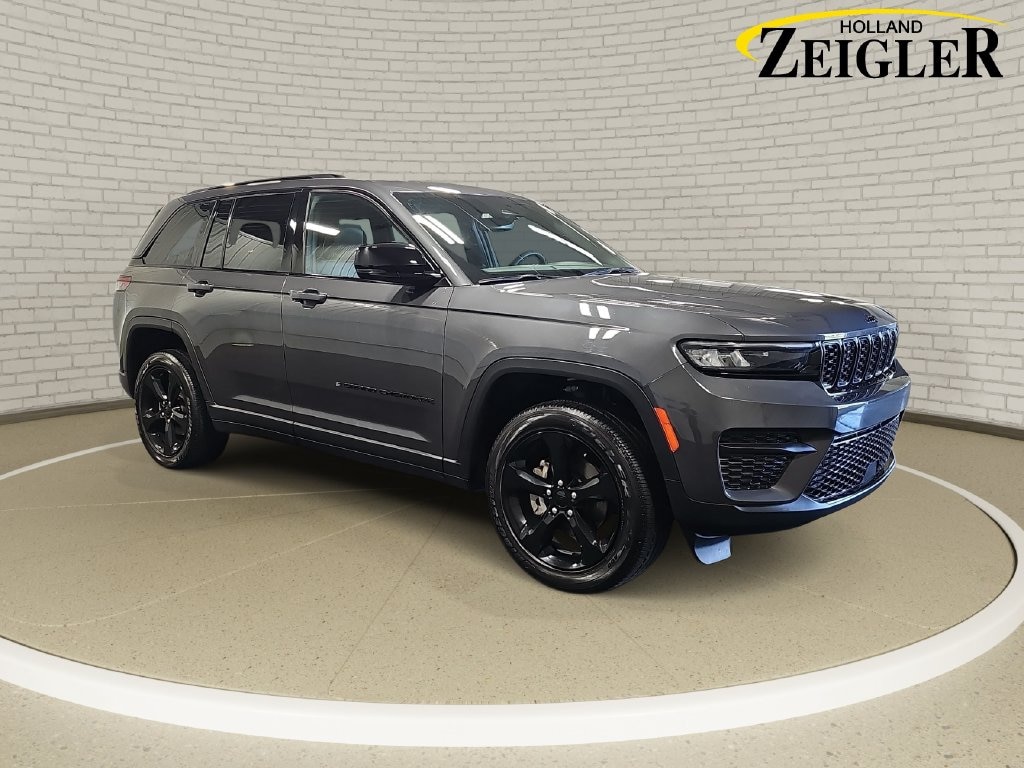 Used 2023 Jeep Grand Cherokee Altitude X SUV