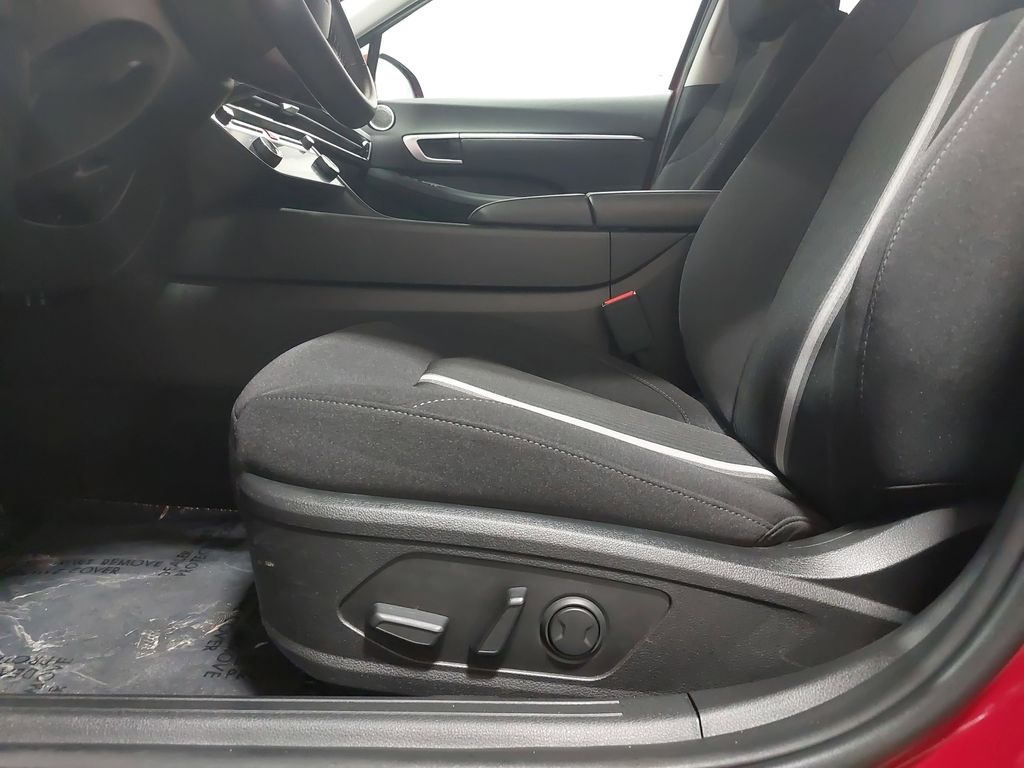 2025 HYUNDAI SONATA - Image 28