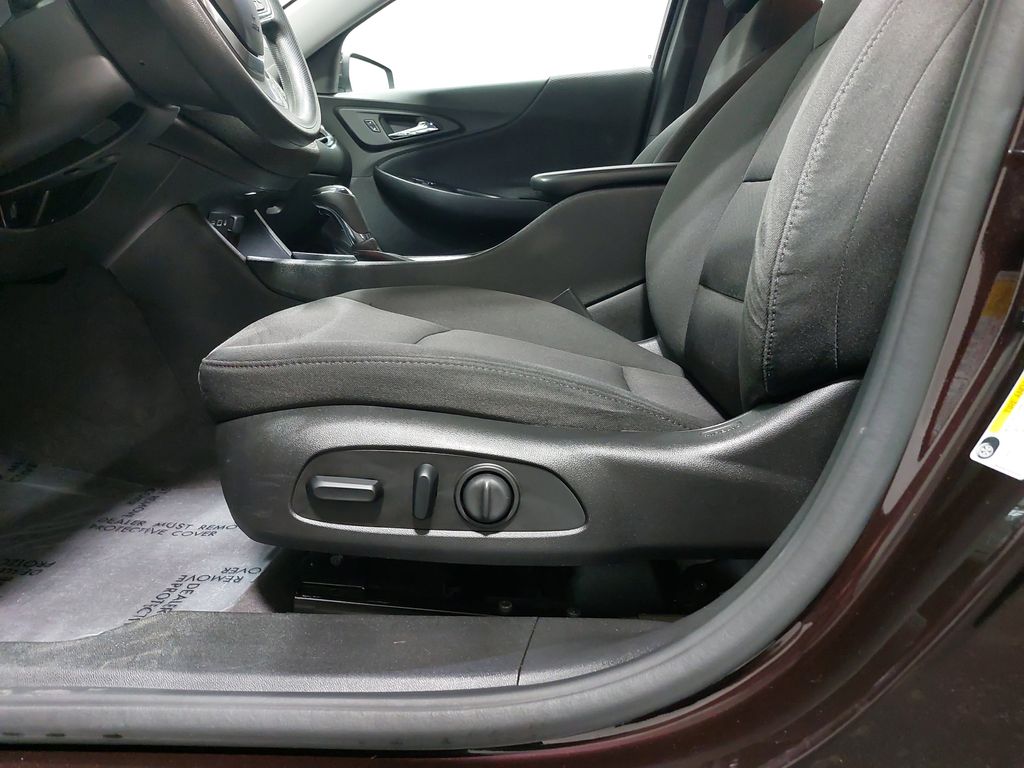 2020 CHEVROLET MALIBU - Image 29