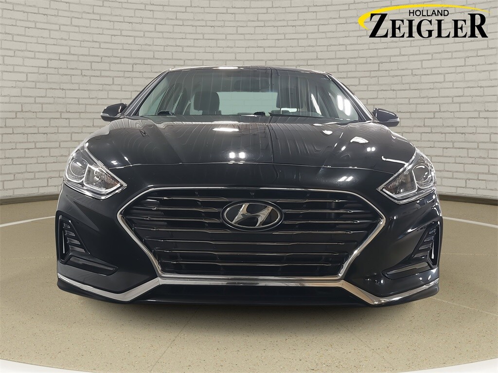 2018 Hyundai Sonata SEL photo 2