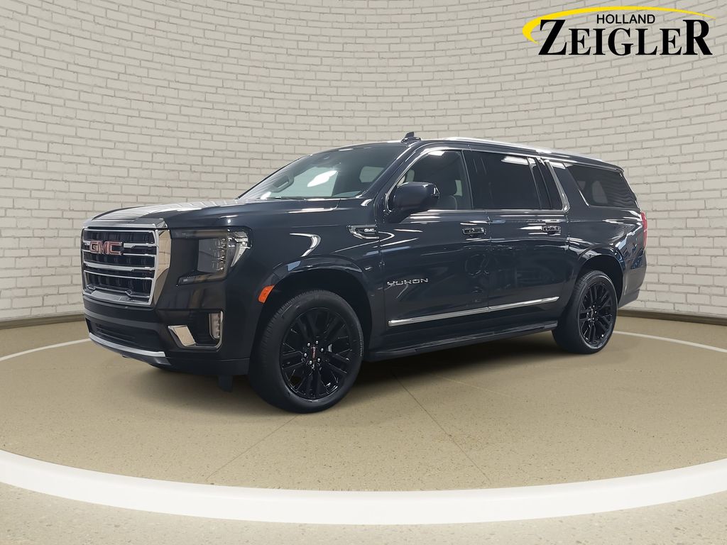 2024 GMC Yukon XL SLT's photo