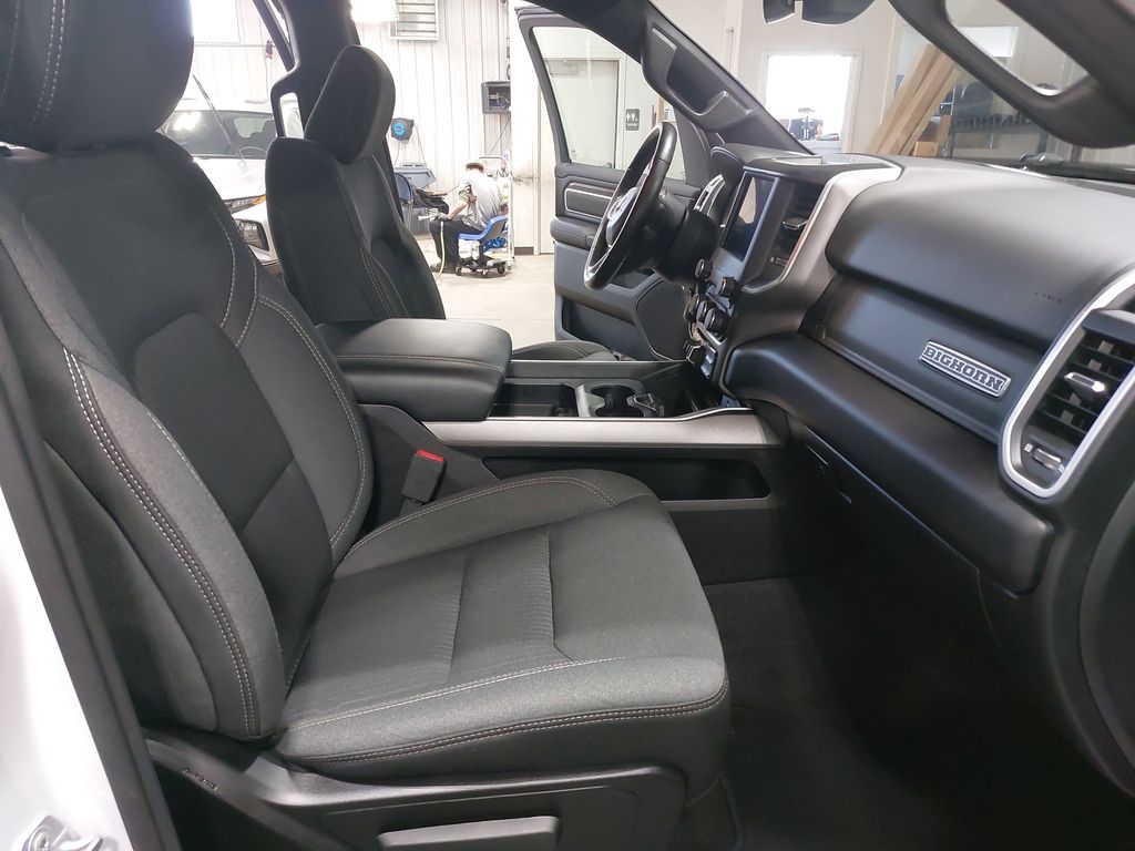 2021 RAM 1500 - Image 10