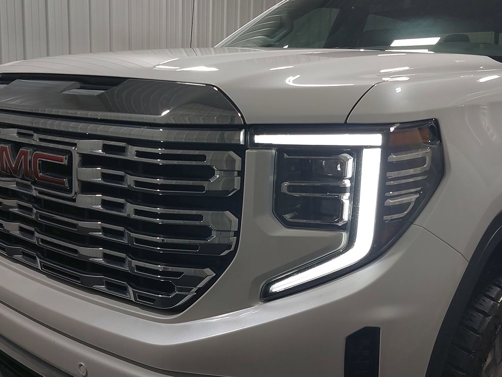 2022 GMC SIERRA - Image 33