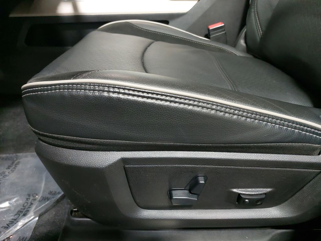 2019 RAM 3500 - Image 29