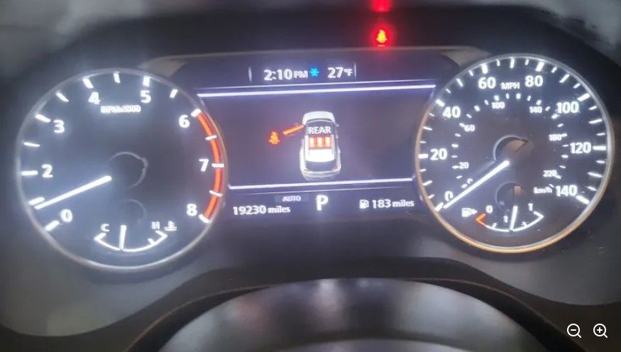 2023 NISSAN ROGUE - Image 10