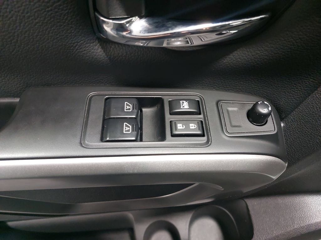 2024 NISSAN TITAN - Image 28