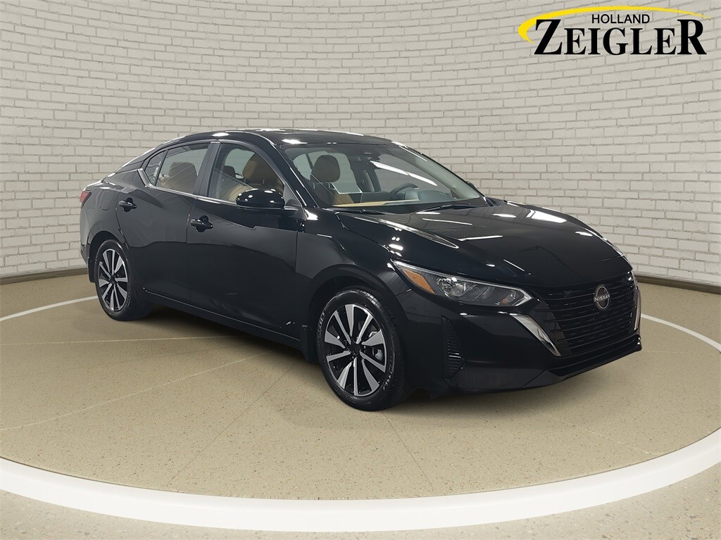 2025 Nissan Sentra SV photo 3