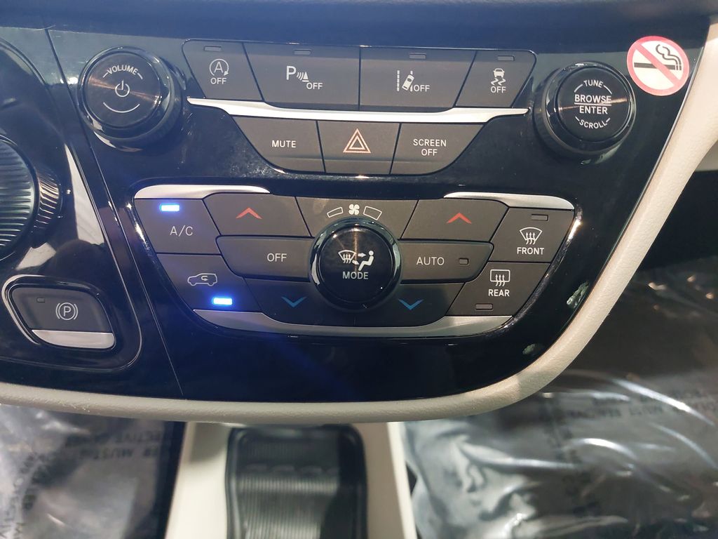 2024 CHRYSLER PACIFICA - Image 23