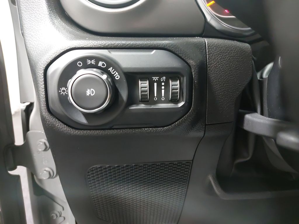 2022 JEEP WRANGLER - Image 25