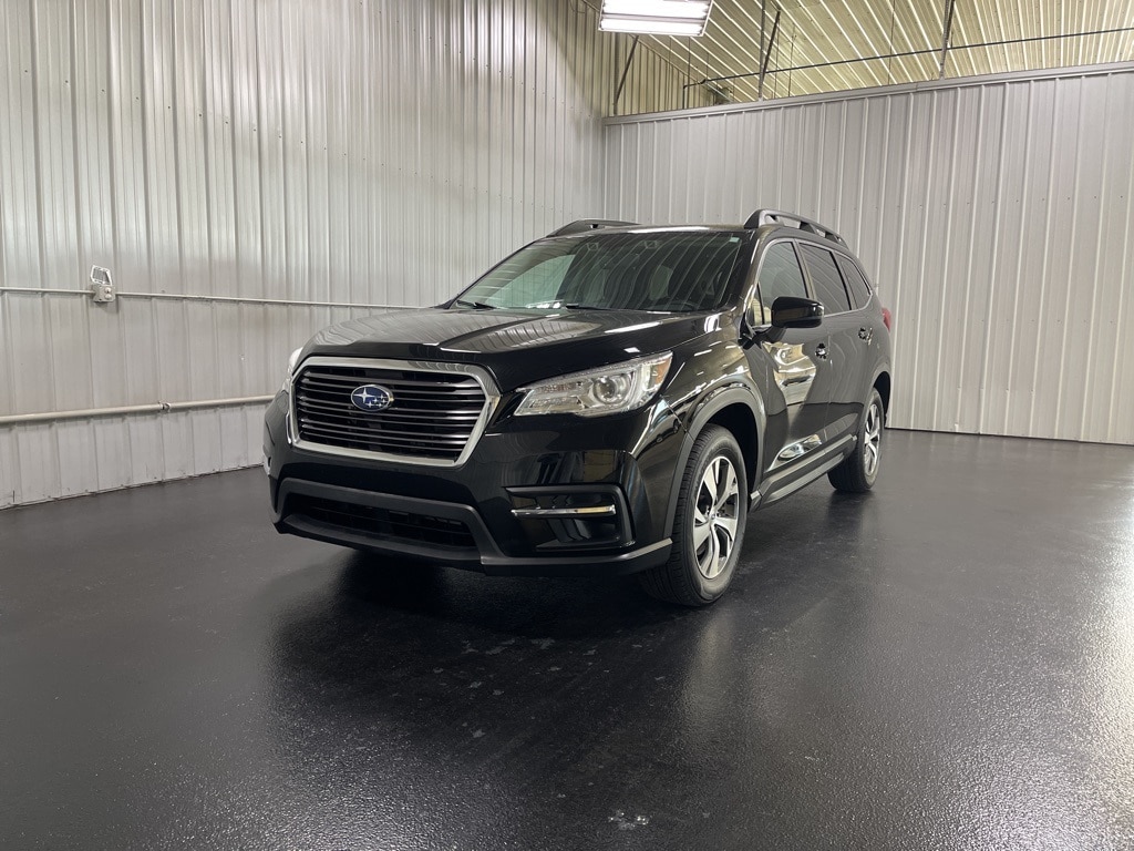 Used 2021 Subaru Ascent Premium with VIN 4S4WMACD7M3428960 for sale in Holland, MI