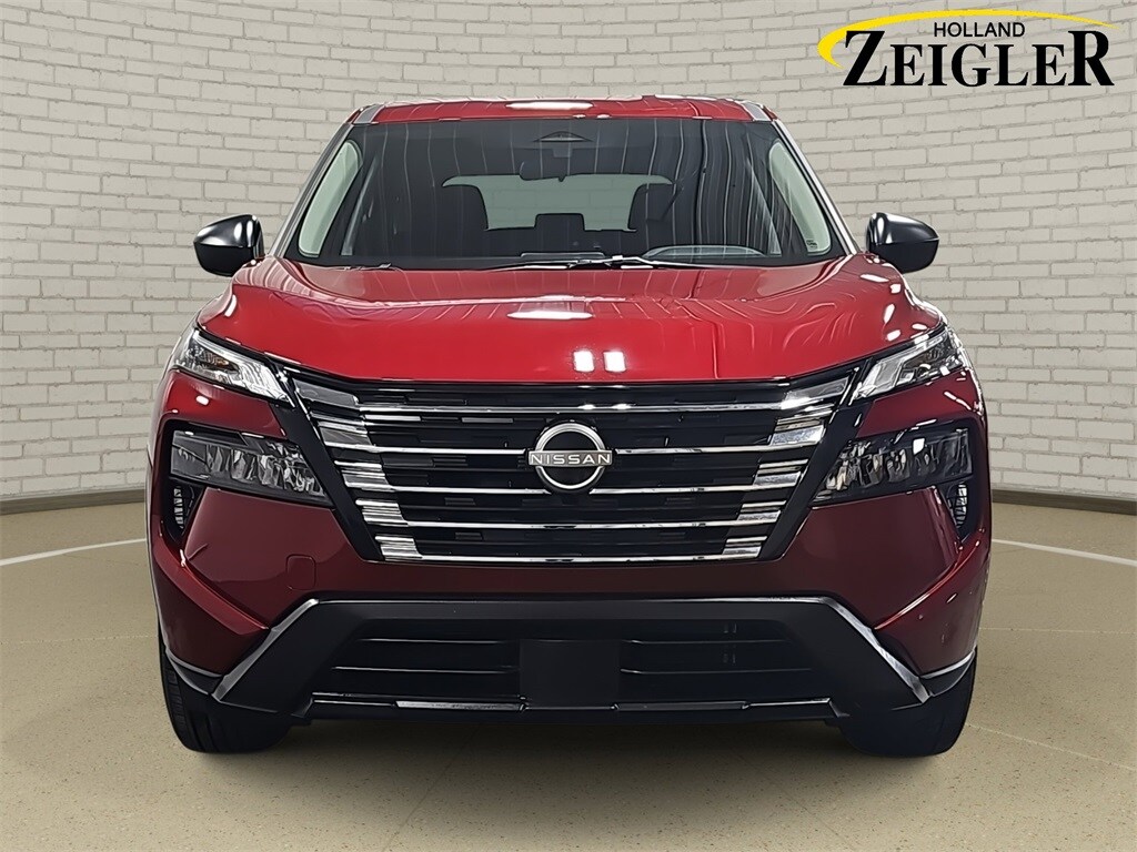 2025 Nissan Rogue S photo 2
