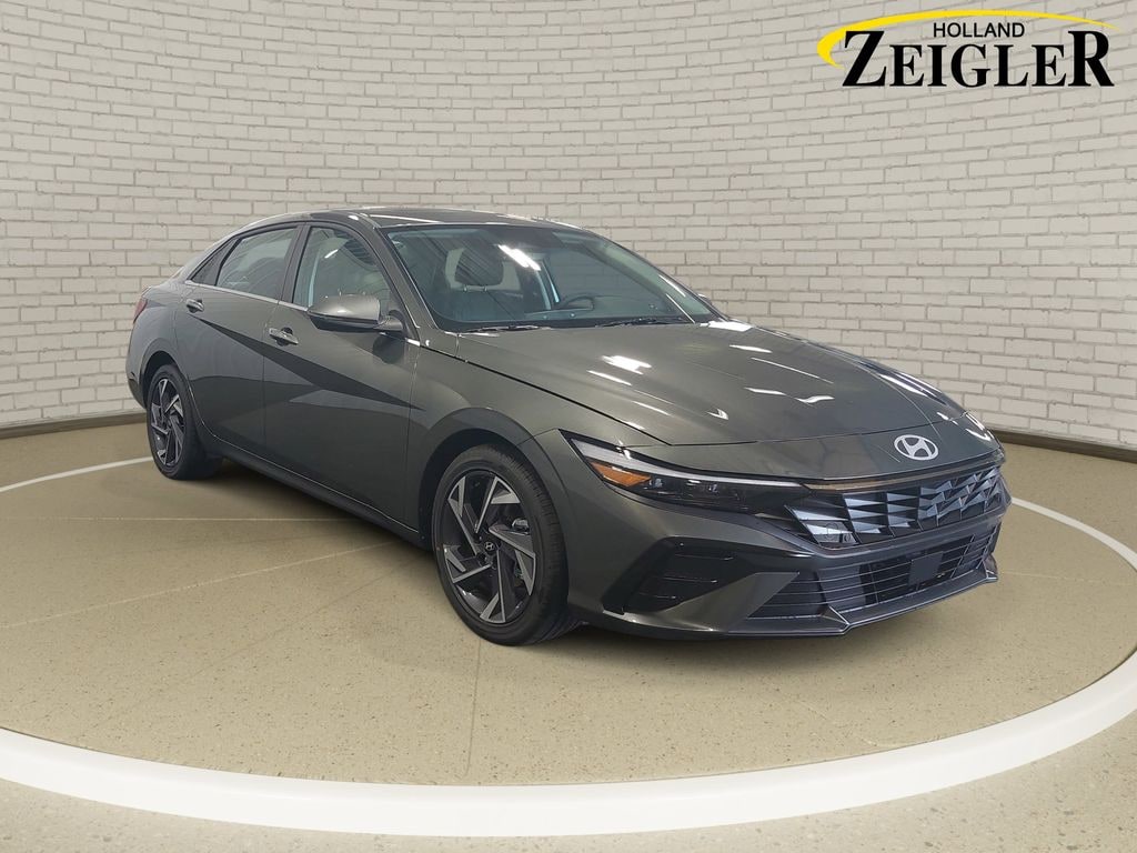 New 2026 Hyundai Elantra Limited Sedan