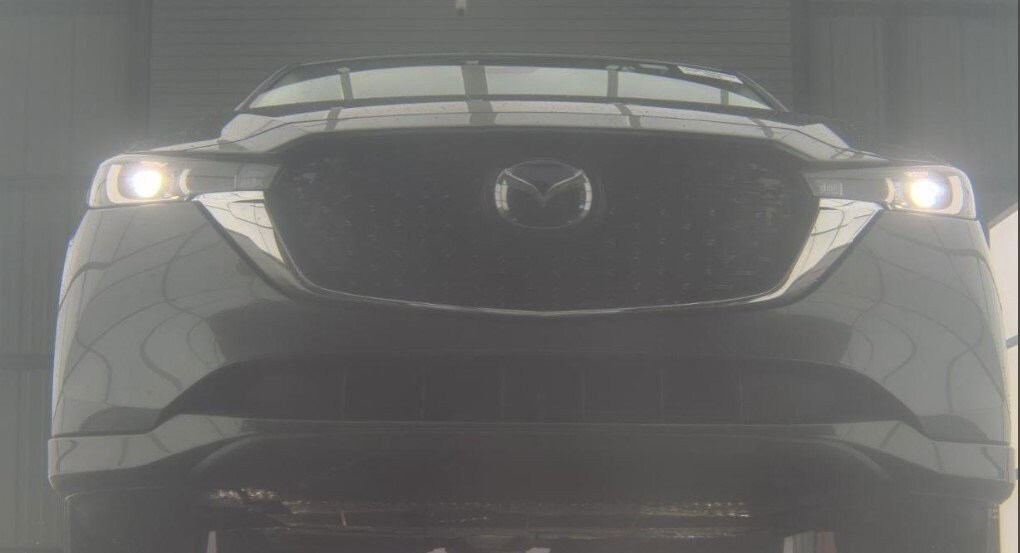 2025 Mazda CX-5 2.5 S Preferred photo 2