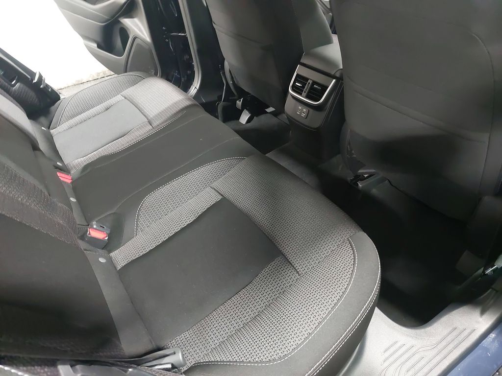2023 SUBARU OUTBACK - Image 11