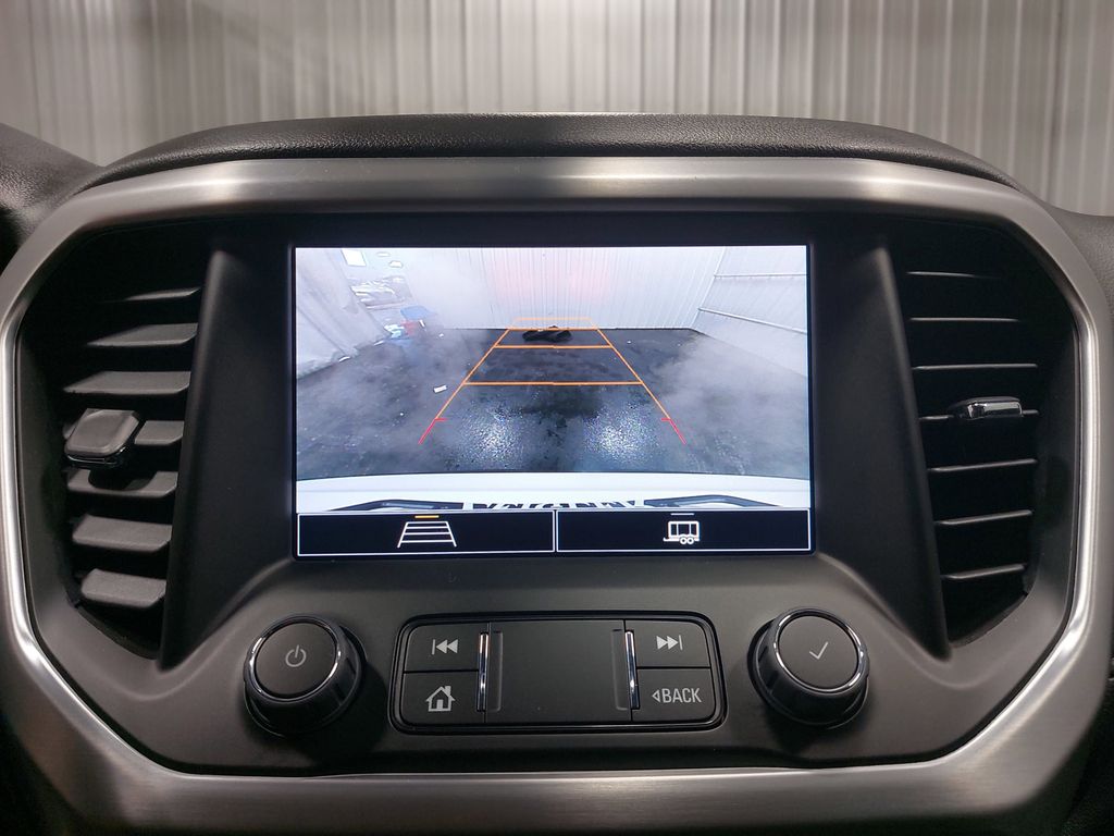 2023 GMC ACADIA - Image 27