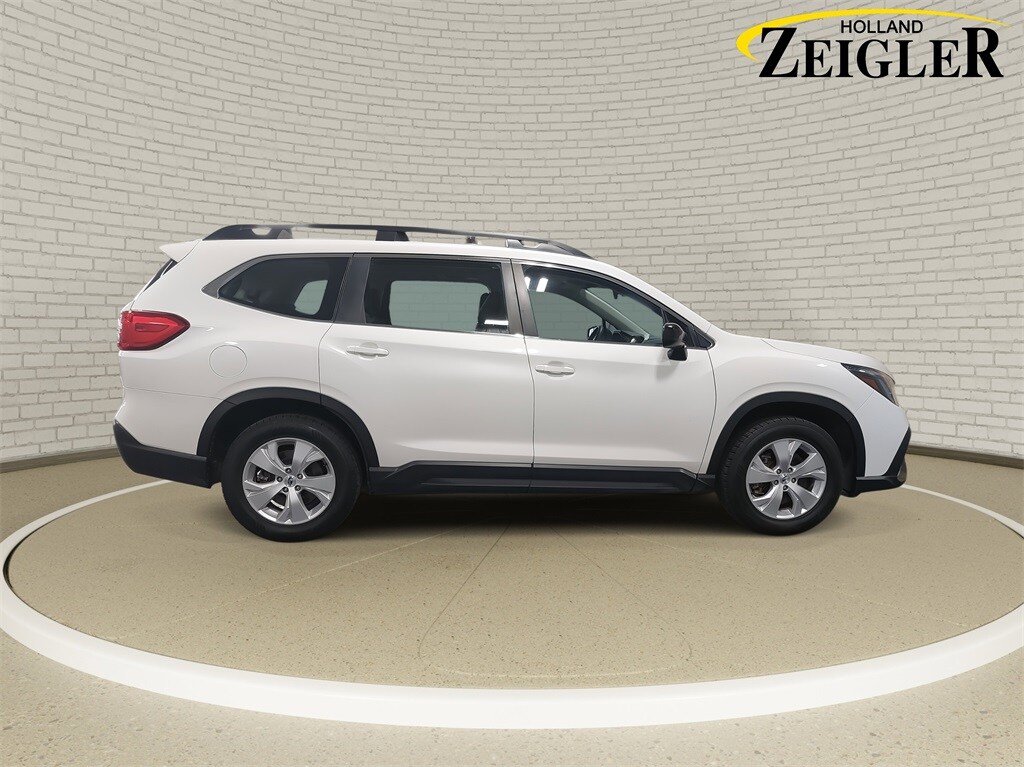 2023 Subaru Ascent Base photo 3