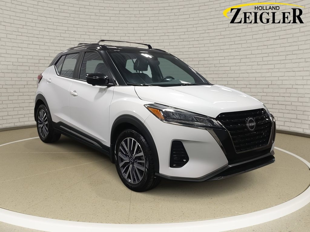 Used 2023 Nissan Kicks SR SUV