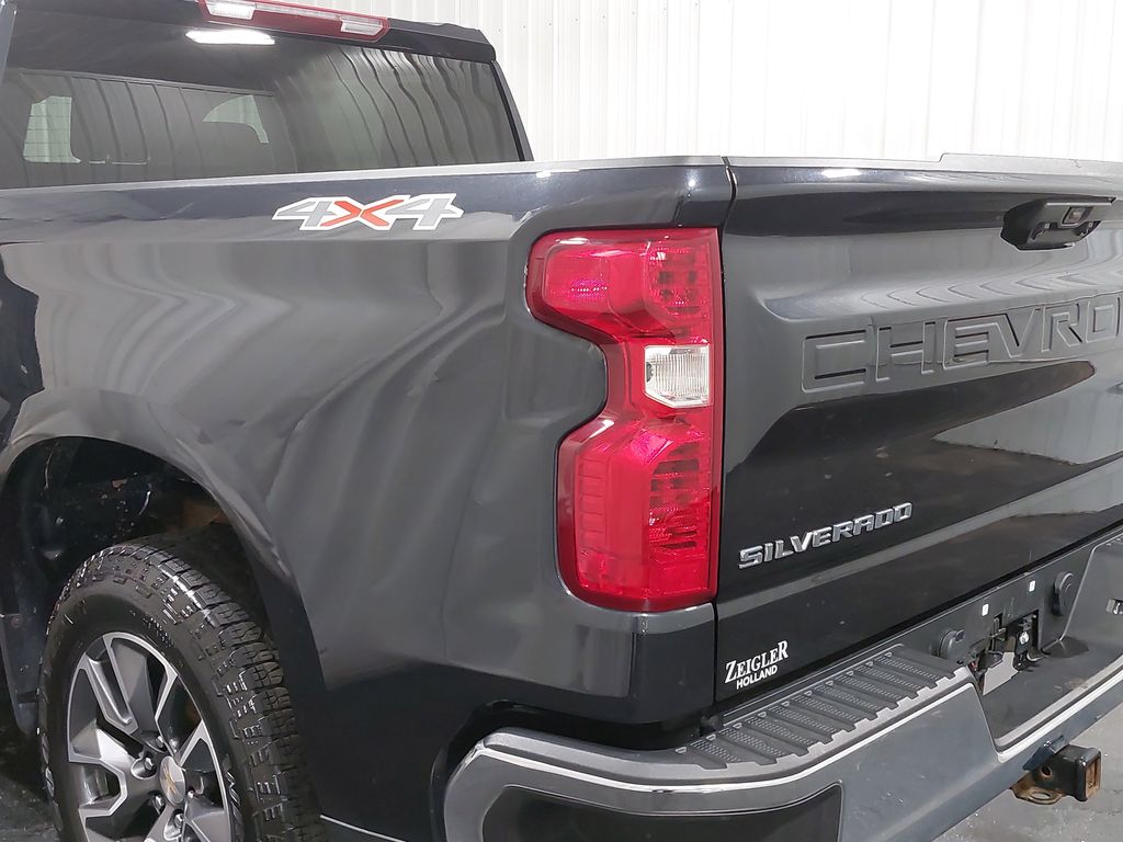 2022 CHEVROLET SILVERADO - Image 34