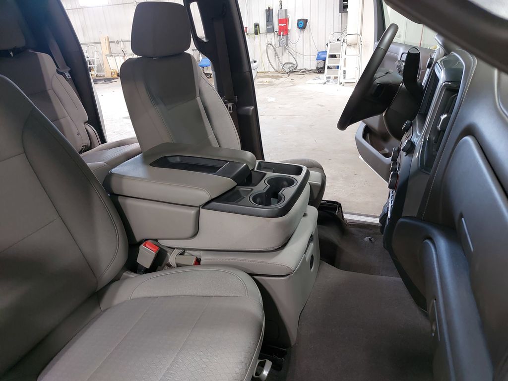 2021 CHEVROLET SILVERADO - Image 10