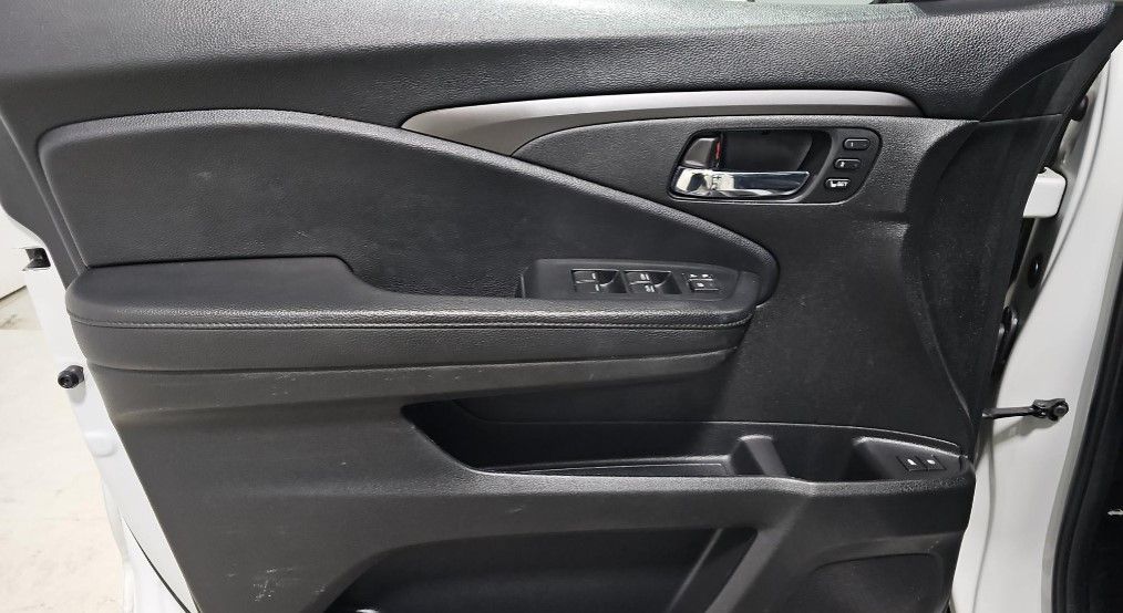 2022 HONDA PILOT - Image 9