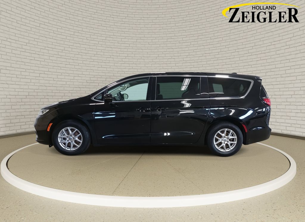 2024 CHRYSLER PACIFICA - Image 8