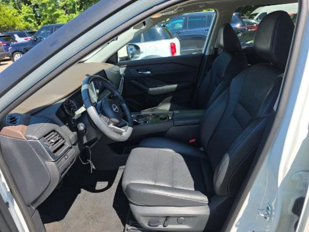 Certified 2023 Nissan Rogue SV SUV