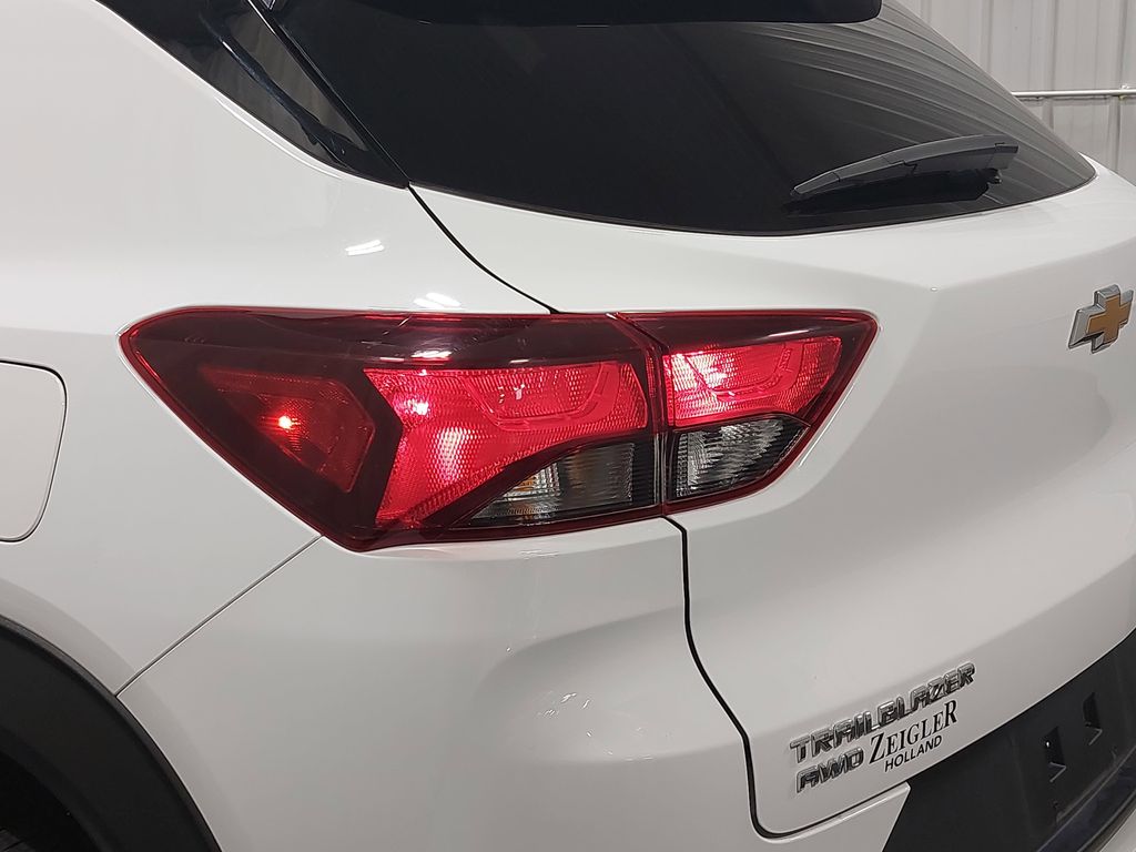 2025 CHEVROLET TRAILBLAZER - Image 33