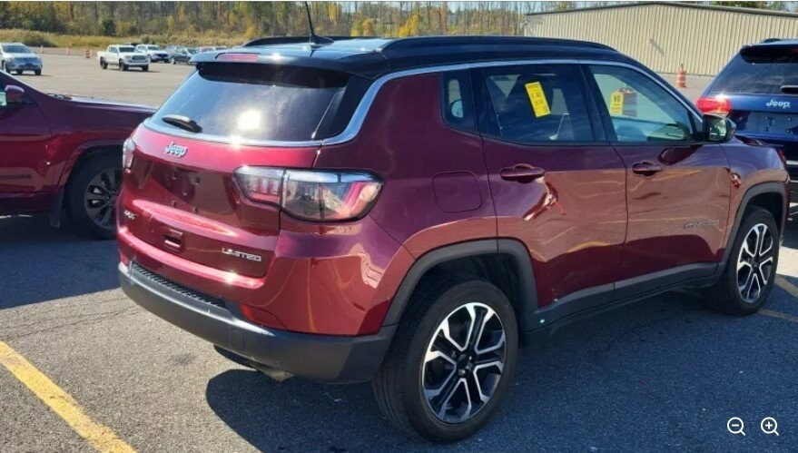 2022 Jeep Compass Limited photo 4