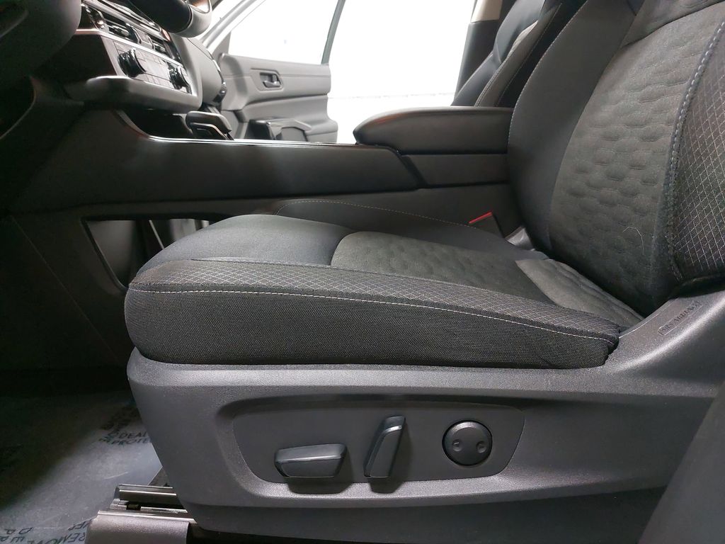 2025 NISSAN PATHFINDER - Image 29