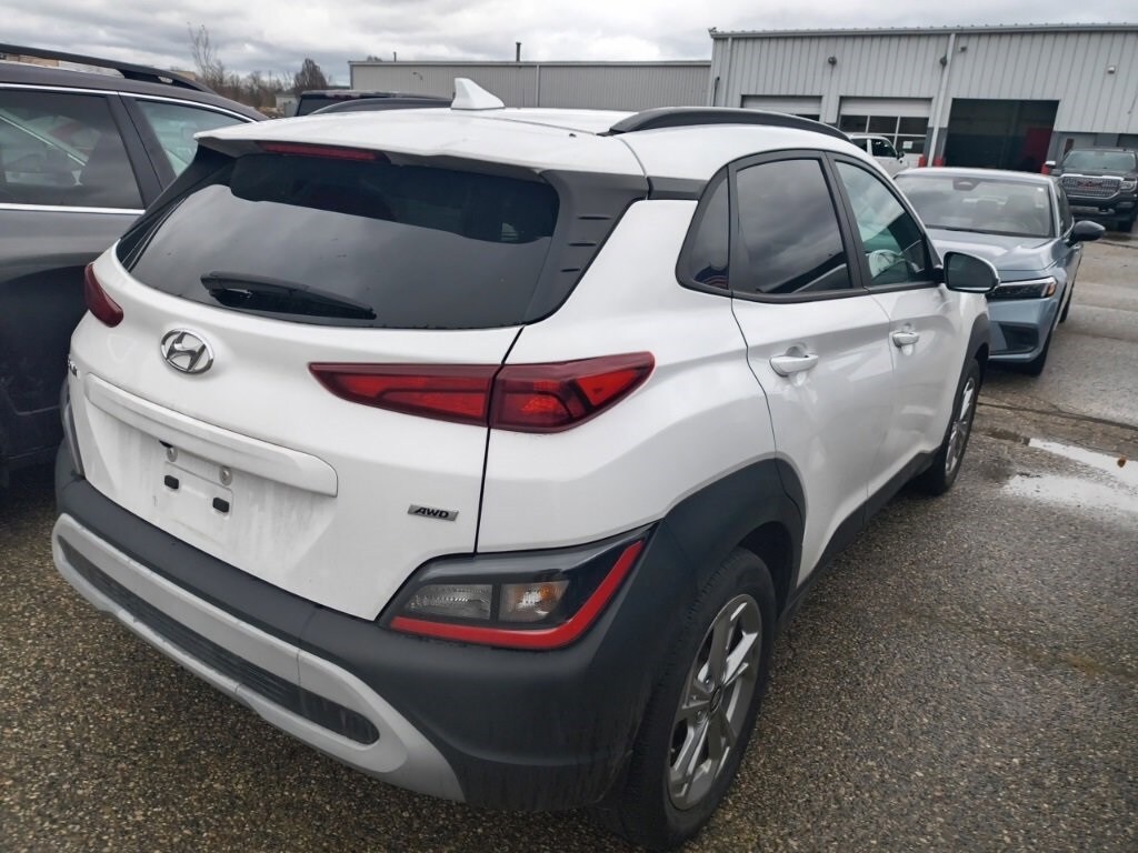 2023 Hyundai Kona SEL photo 4