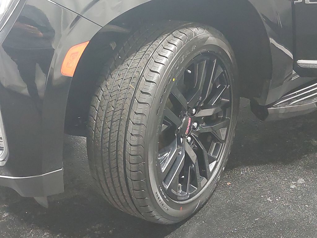 2022 GMC YUKON - Image 36