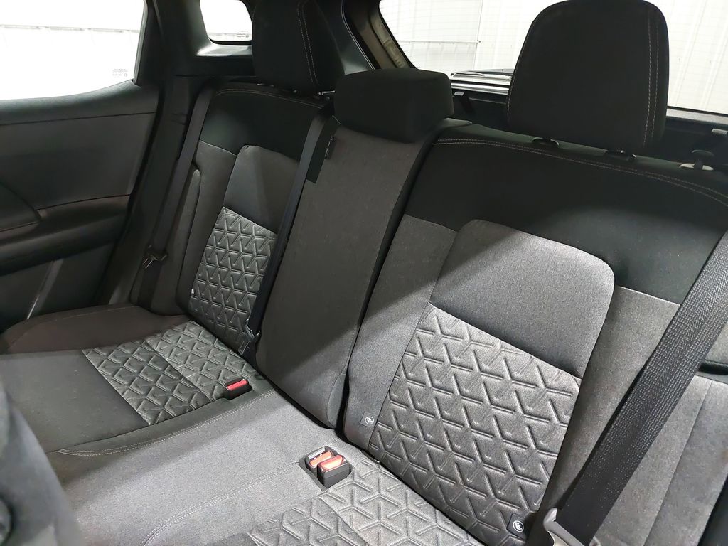 2025 NISSAN KICKS MPV - Image 13