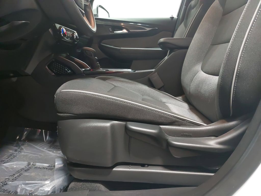 2025 CHEVROLET TRAILBLAZER - Image 28