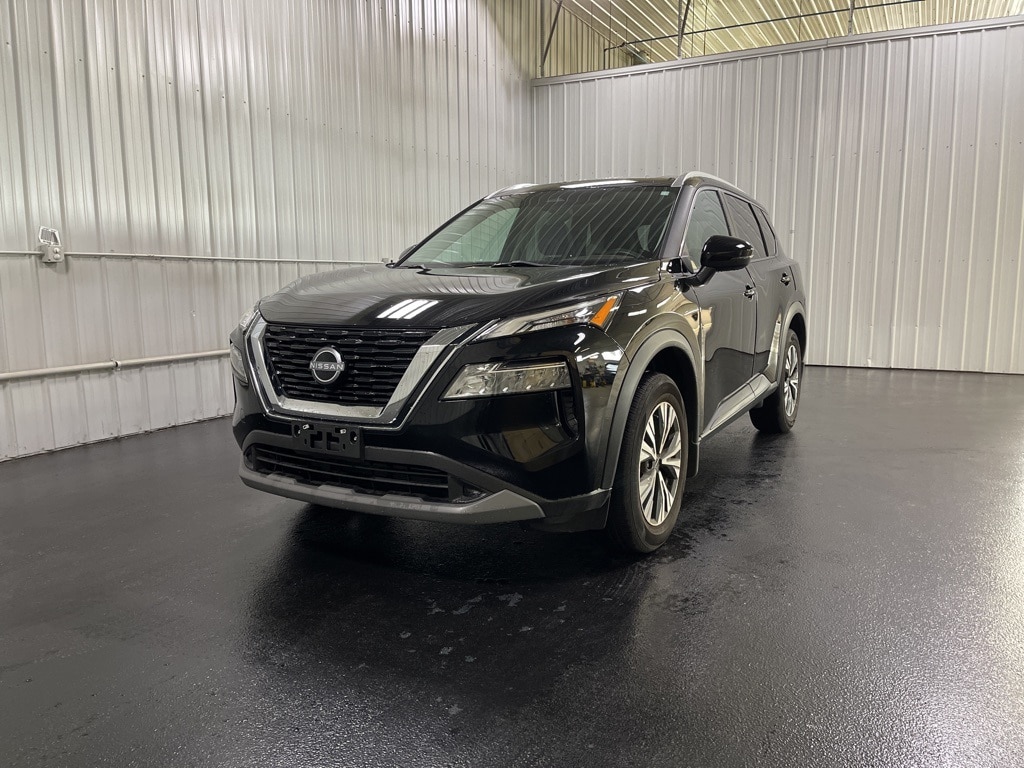 Used 2023 Nissan Rogue SV with VIN 5N1BT3BB5PC747694 for sale in Holland, MI